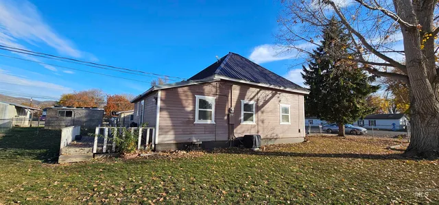 $269,000 | 1126 East Main Street, Weiser, ID 83672