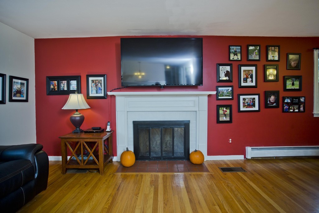 112 Havenhurst Road West Springfield, MA 01089 - Photo 8 of 23 Gallery Image 8