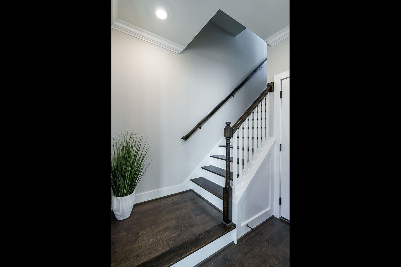 1601 Draper View Loop, Unit 101 Raleigh, NC 27608 - Photo 8 of 30 Photo 8