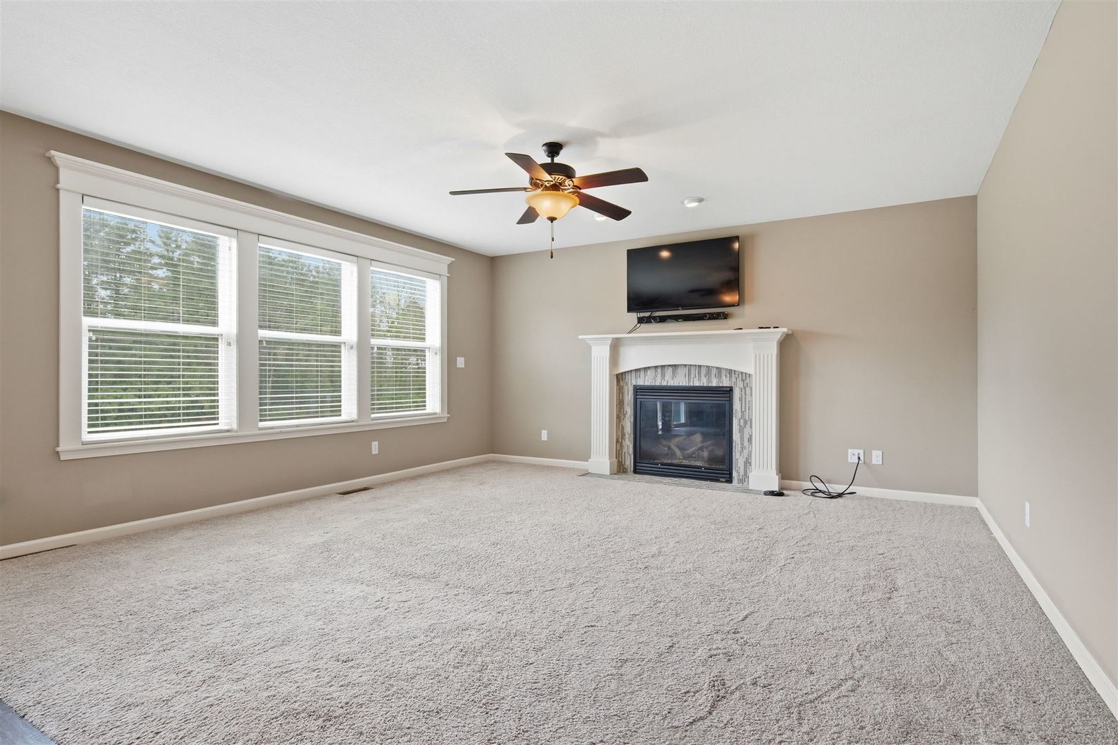 5403 Ferryman Road Bloomington, IL 61705 - Photo 9 of 41