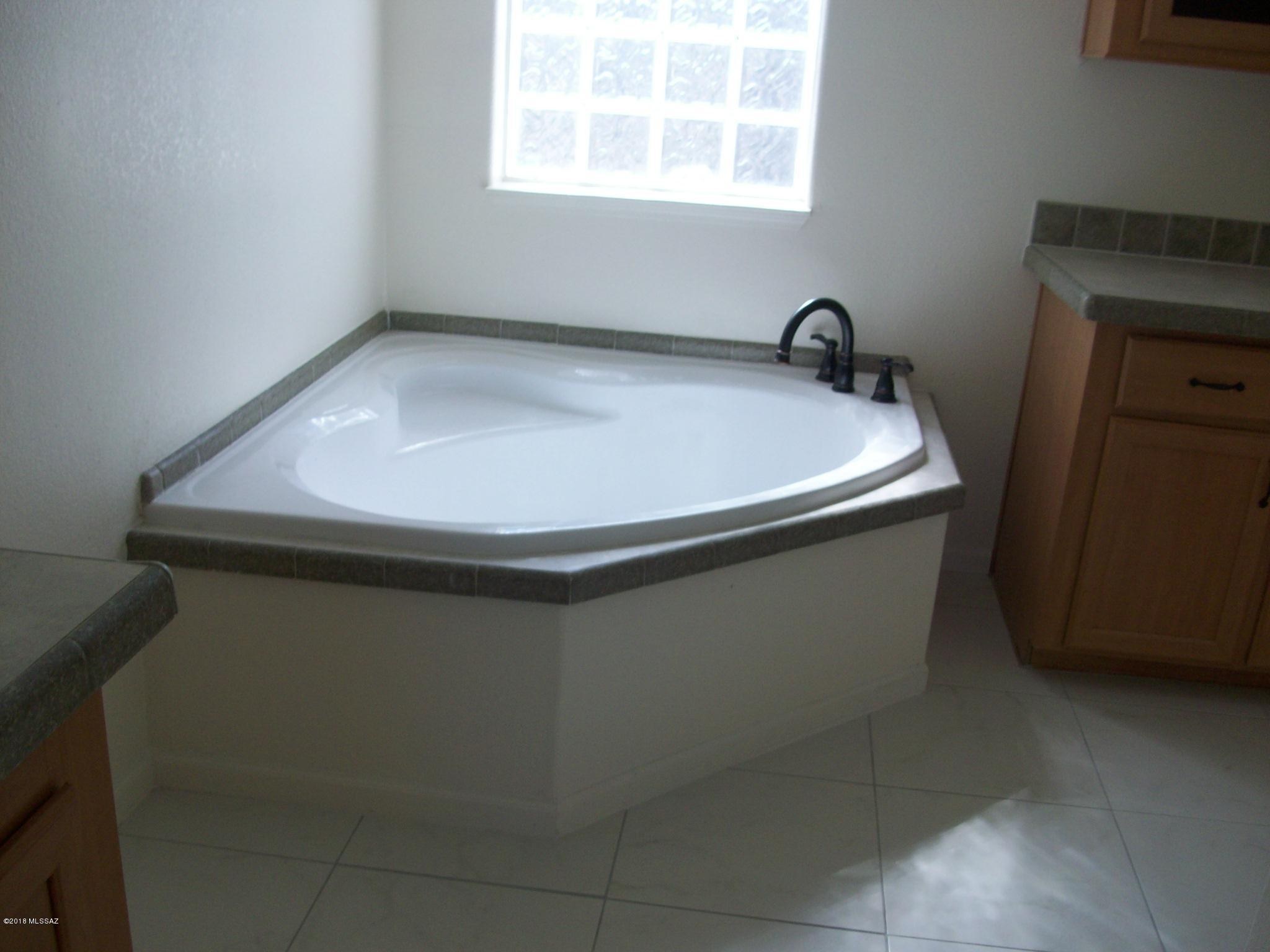 8875 South Marstellar Road Tucson, AZ 85736 - Photo 12 of 14 Gallery Image 12
