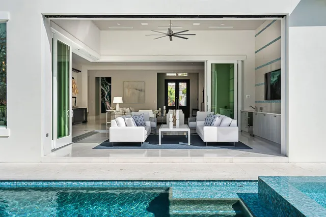 $11,995,000 | 148 Thatch Palm Cove, Boca Raton, FL 33432