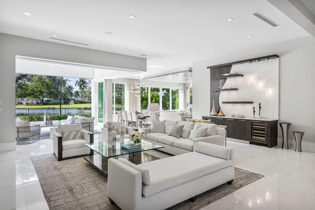 $11,995,000 | 148 Thatch Palm Cove, Boca Raton, FL 33432