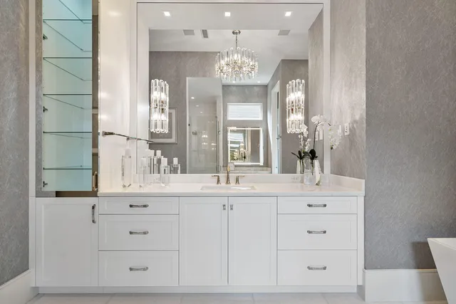 $11,995,000 | 148 Thatch Palm Cove, Boca Raton, FL 33432