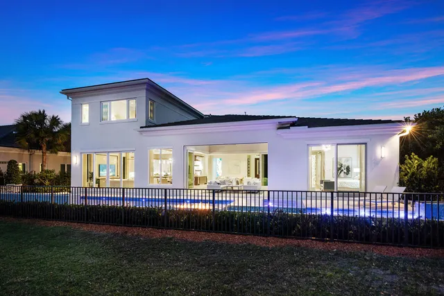 $11,995,000 | 148 Thatch Palm Cove, Boca Raton, FL 33432