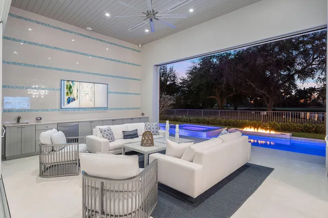 $11,995,000 | 148 Thatch Palm Cove, Boca Raton, FL 33432