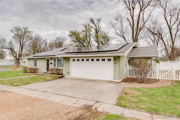 $159,000 | 1115 West Exchange Street, Jerseyville, IL 62052