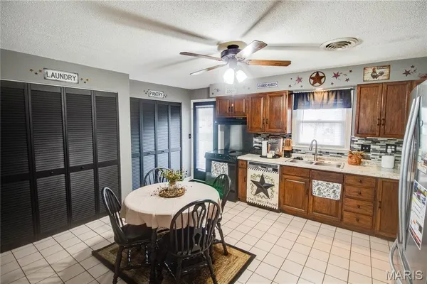 $159,000 | 1115 West Exchange Street, Jerseyville, IL 62052