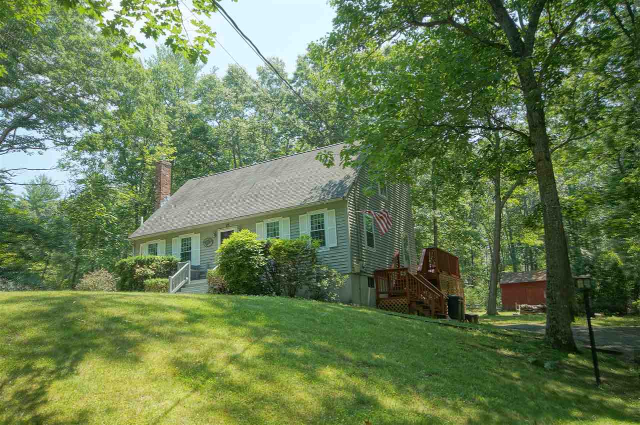 18 Elwood Road Derry, NH 03038 - Photo 34 of 35