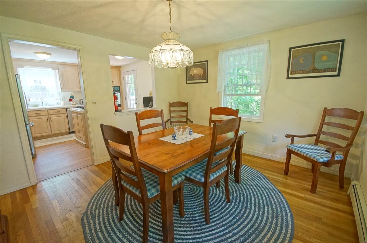 18 Elwood Road Derry, NH 03038 - Photo 5 of 35