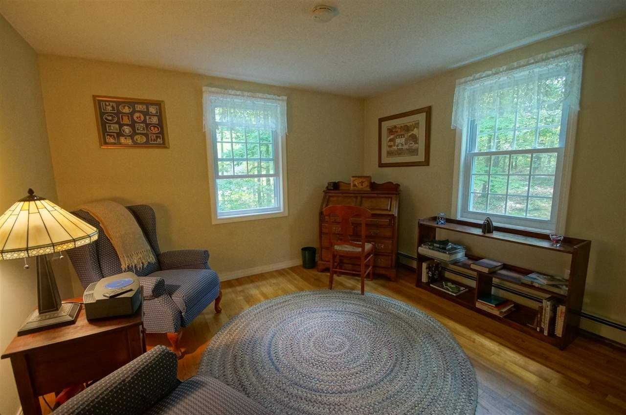 18 Elwood Road Derry, NH 03038 - Photo 6 of 35