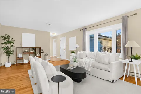 $759,000 | 4402 Meadowcliff Road, Glen Arm, MD 21057