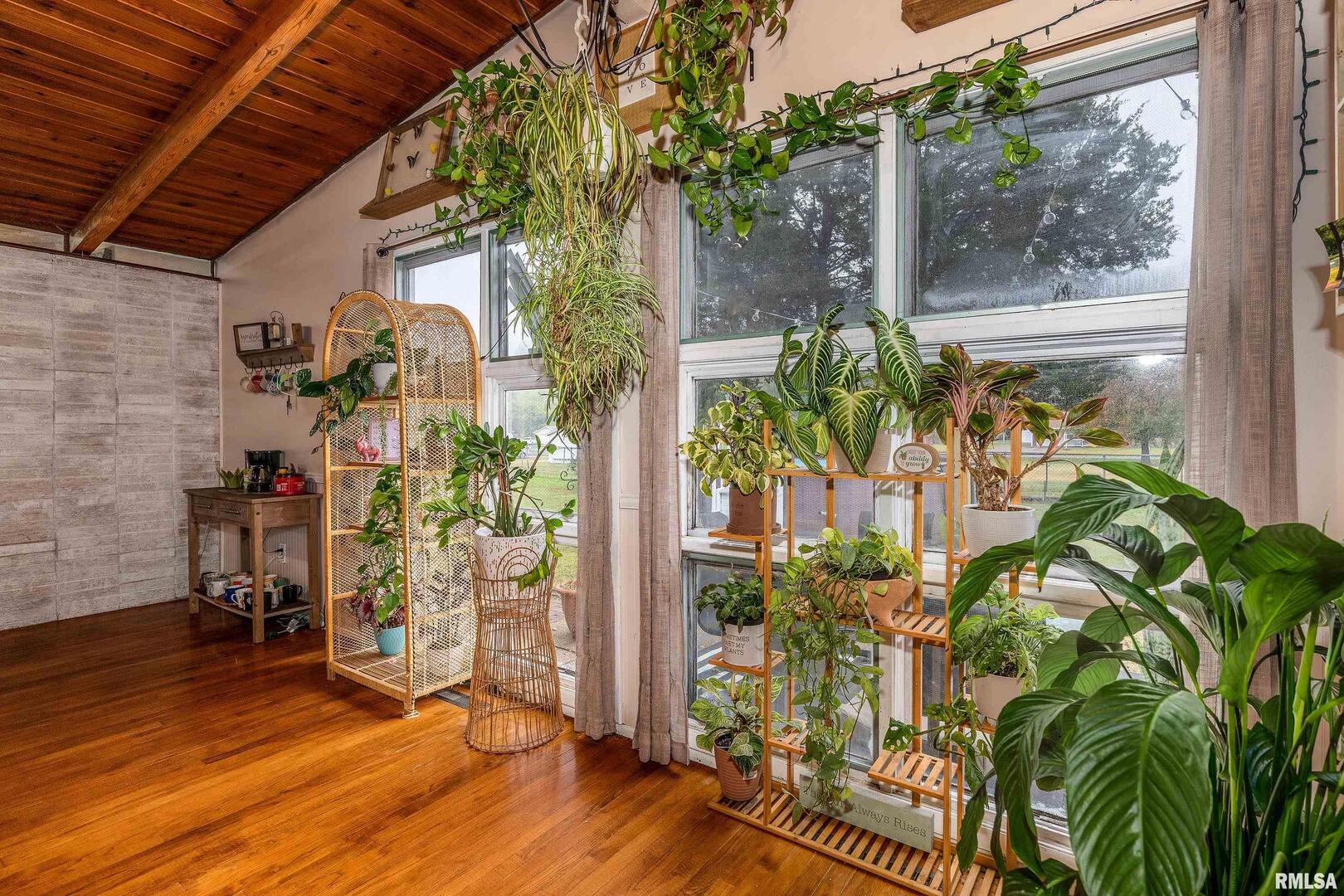 816 South Elm Street Sesser, IL 62884 - Photo 13 of 40