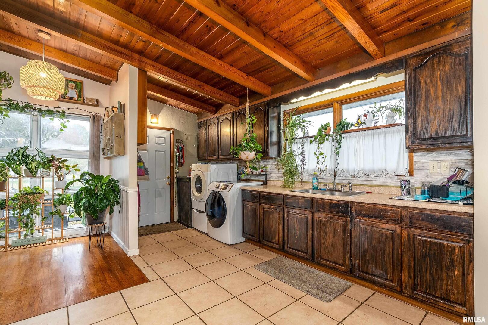 816 South Elm Street Sesser, IL 62884 - Photo 15 of 40