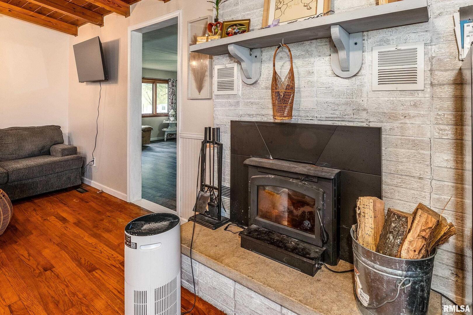 816 South Elm Street Sesser, IL 62884 - Photo 9 of 40