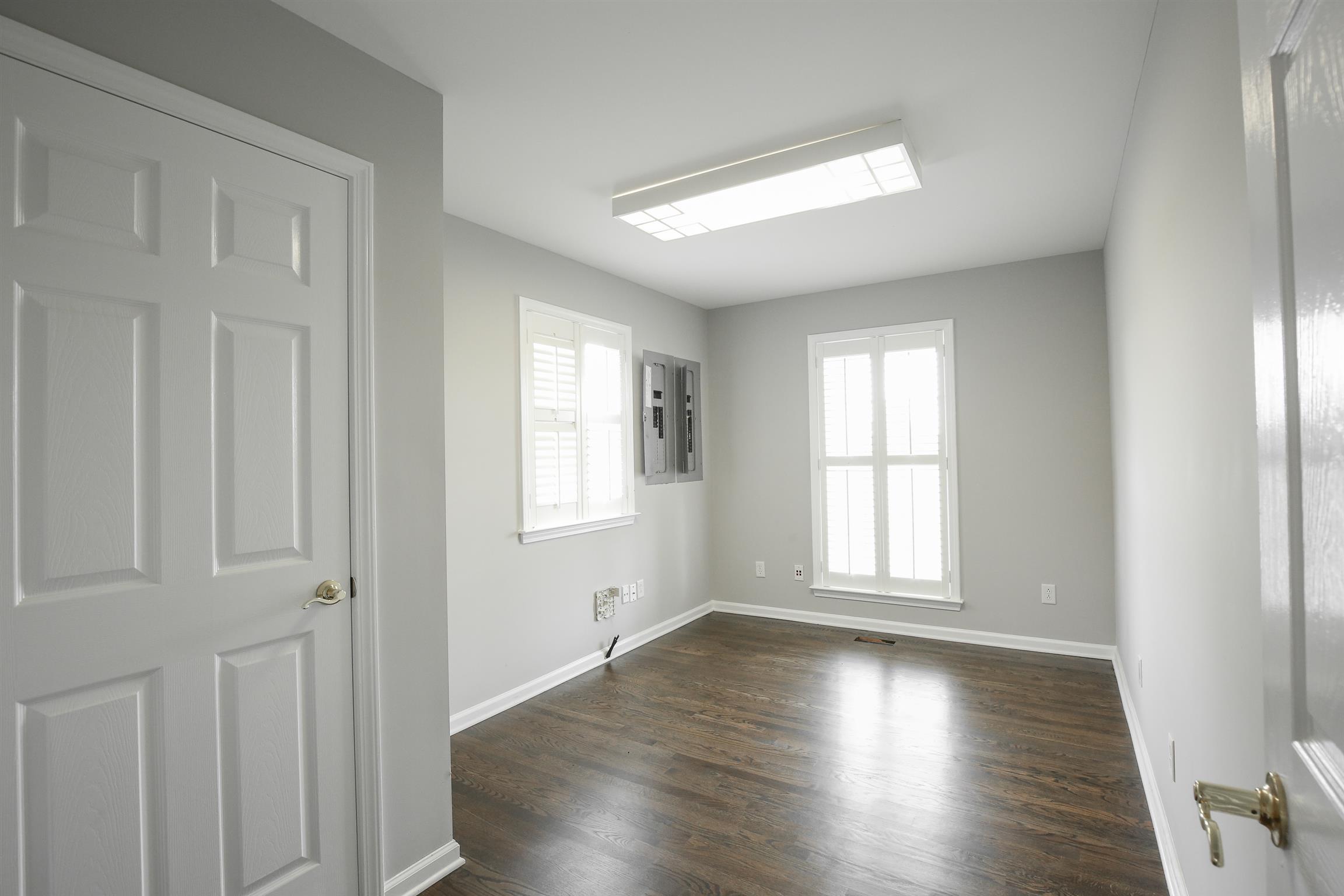 3411 East Compton Road Murfreesboro, TN 37130 - Photo 25 of 30 Pantry/Utility room