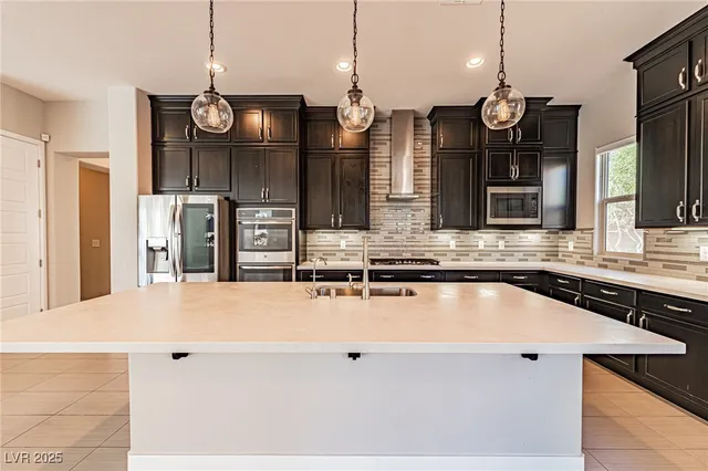 $5,000 | 6465 Farness Street, Las Vegas, NV 89135