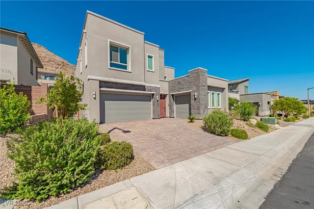 $5,000 | 6465 Farness Street, Las Vegas, NV 89135