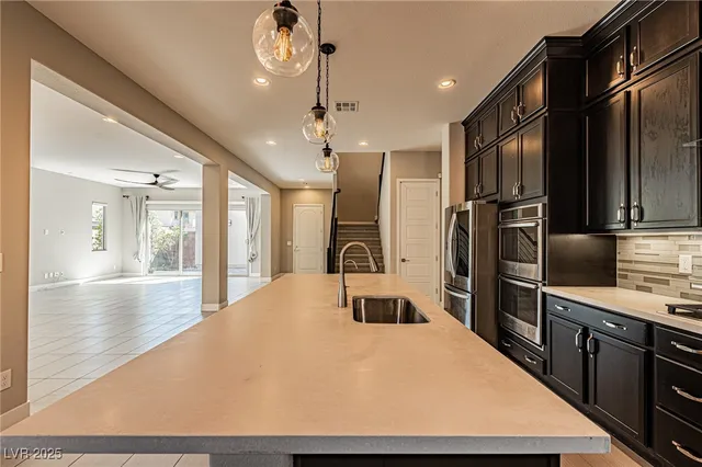 $5,000 | 6465 Farness Street, Las Vegas, NV 89135