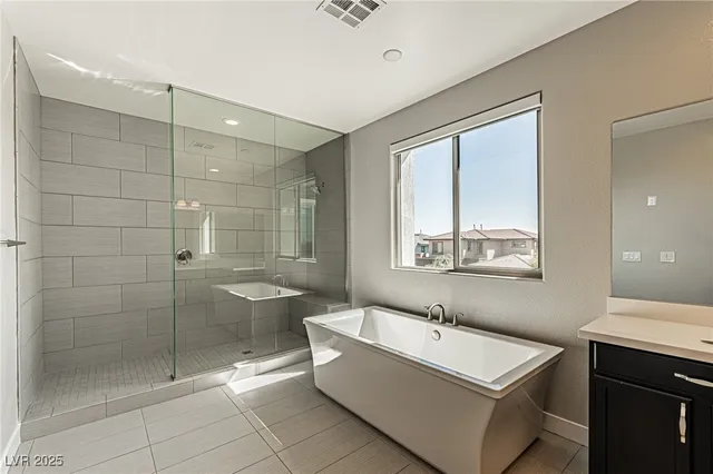 $5,000 | 6465 Farness Street, Las Vegas, NV 89135