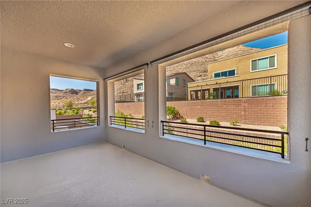 $5,000 | 6465 Farness Street, Las Vegas, NV 89135