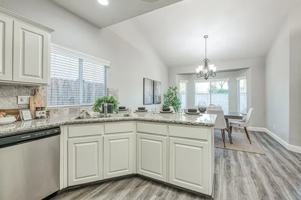 $455,000 | 9882 North Meridian Avenue, Fresno, CA 93720