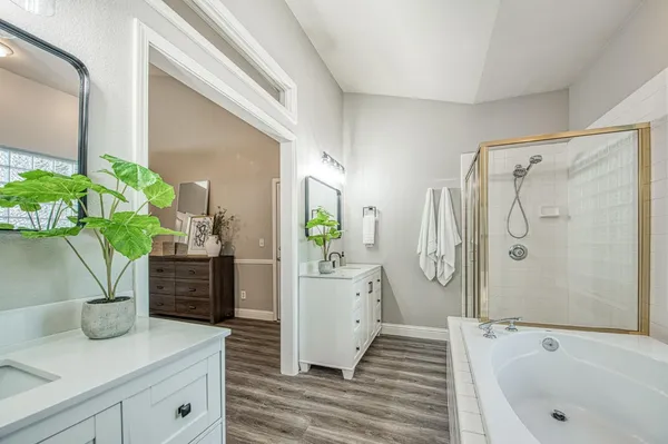 $455,000 | 9882 North Meridian Avenue, Fresno, CA 93720