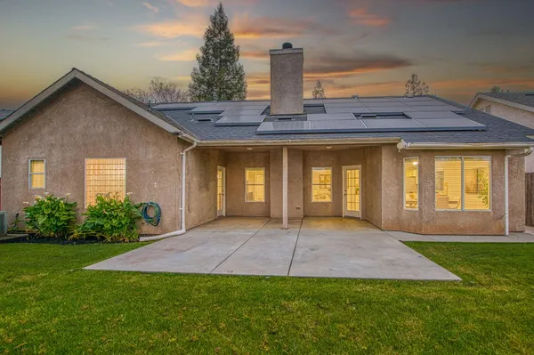$455,000 | 9882 North Meridian Avenue, Fresno, CA 93720