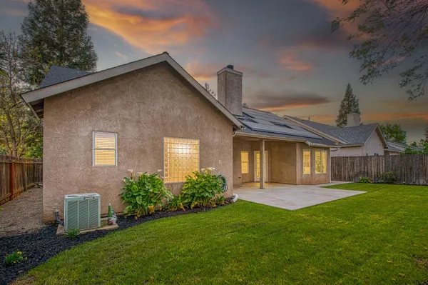 $455,000 | 9882 North Meridian Avenue, Fresno, CA 93720