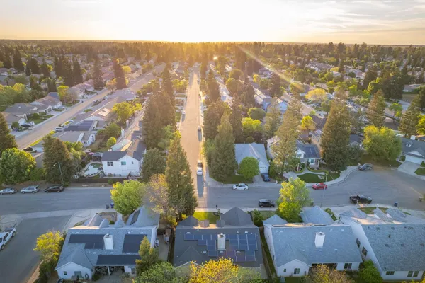 $455,000 | 9882 North Meridian Avenue, Fresno, CA 93720