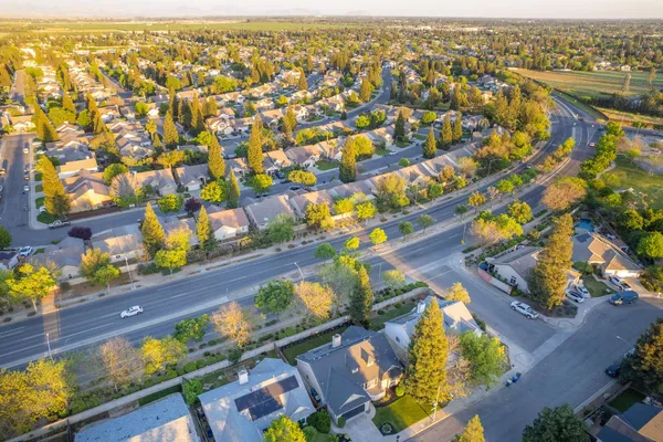 $455,000 | 9882 North Meridian Avenue, Fresno, CA 93720