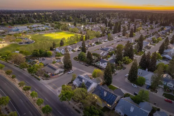 $455,000 | 9882 North Meridian Avenue, Fresno, CA 93720