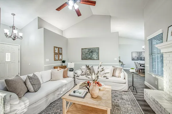 $455,000 | 9882 North Meridian Avenue, Fresno, CA 93720