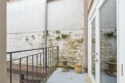 $275,000 | 760 Magazine Street, Unit 214, New Orleans, LA 70130