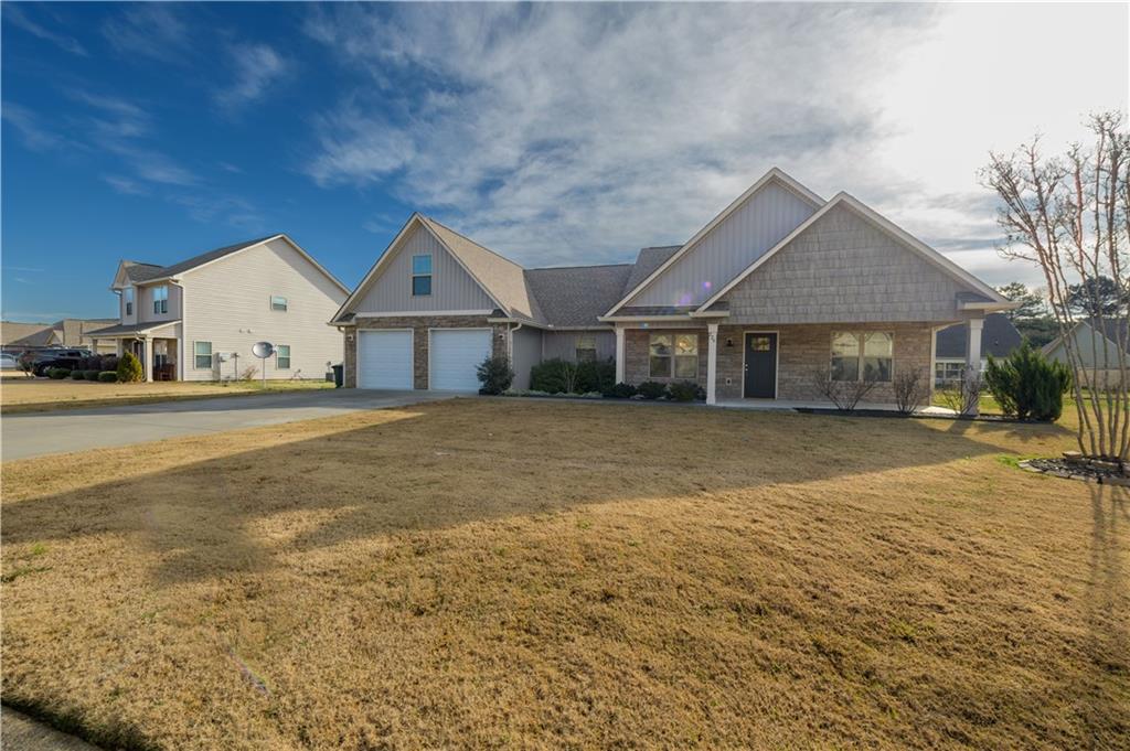 229 Gilmore Circle Calhoun, GA 30701 - Photo 1 of 1