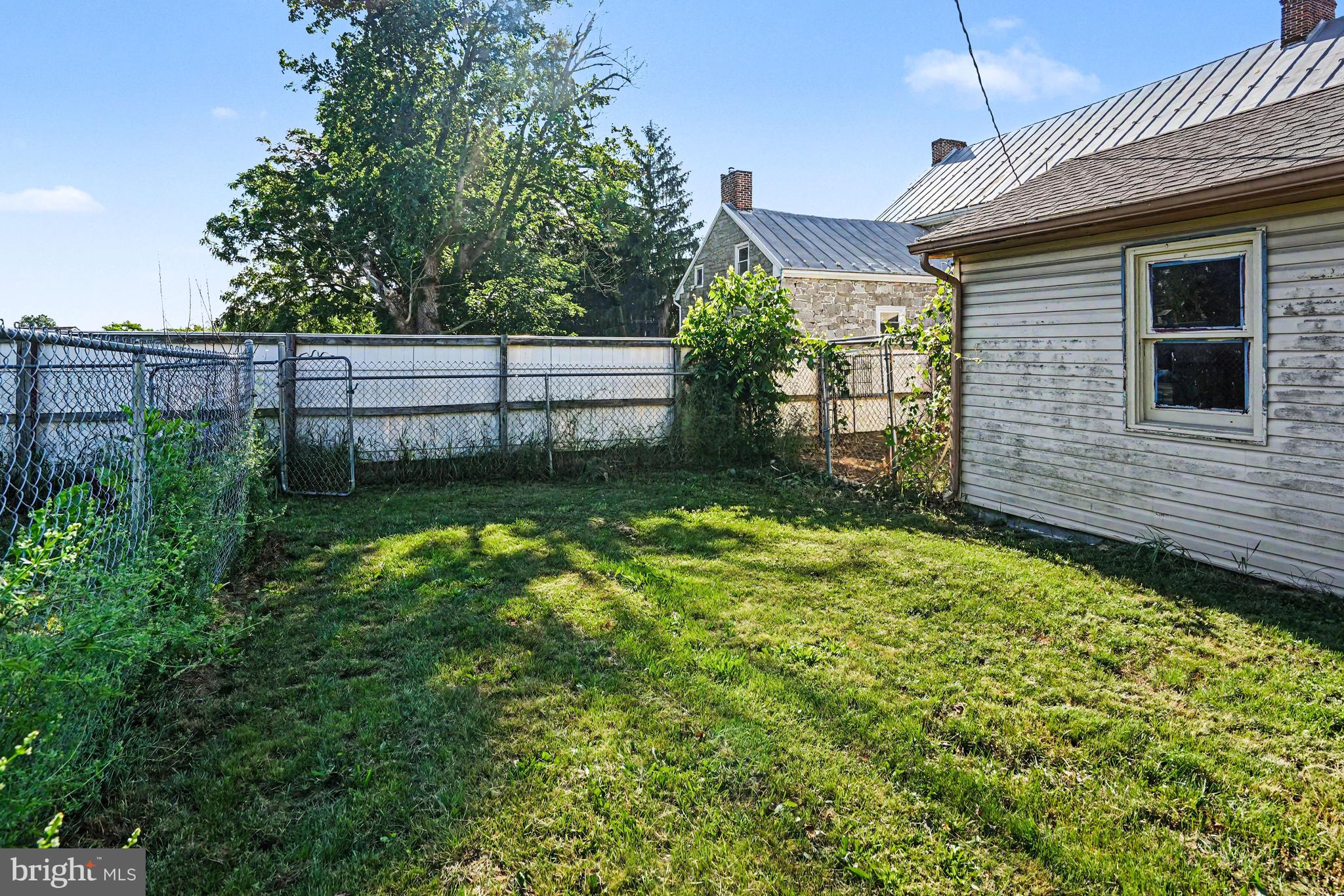 2143 Newville Road Carlisle, PA 17015 - Photo 26 of 34