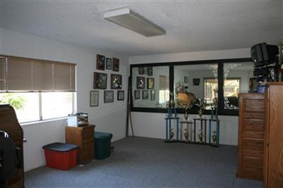 21895 Frontier Road Clovis, CA 93619 - Photo 35 of 48 Nice work-out room.