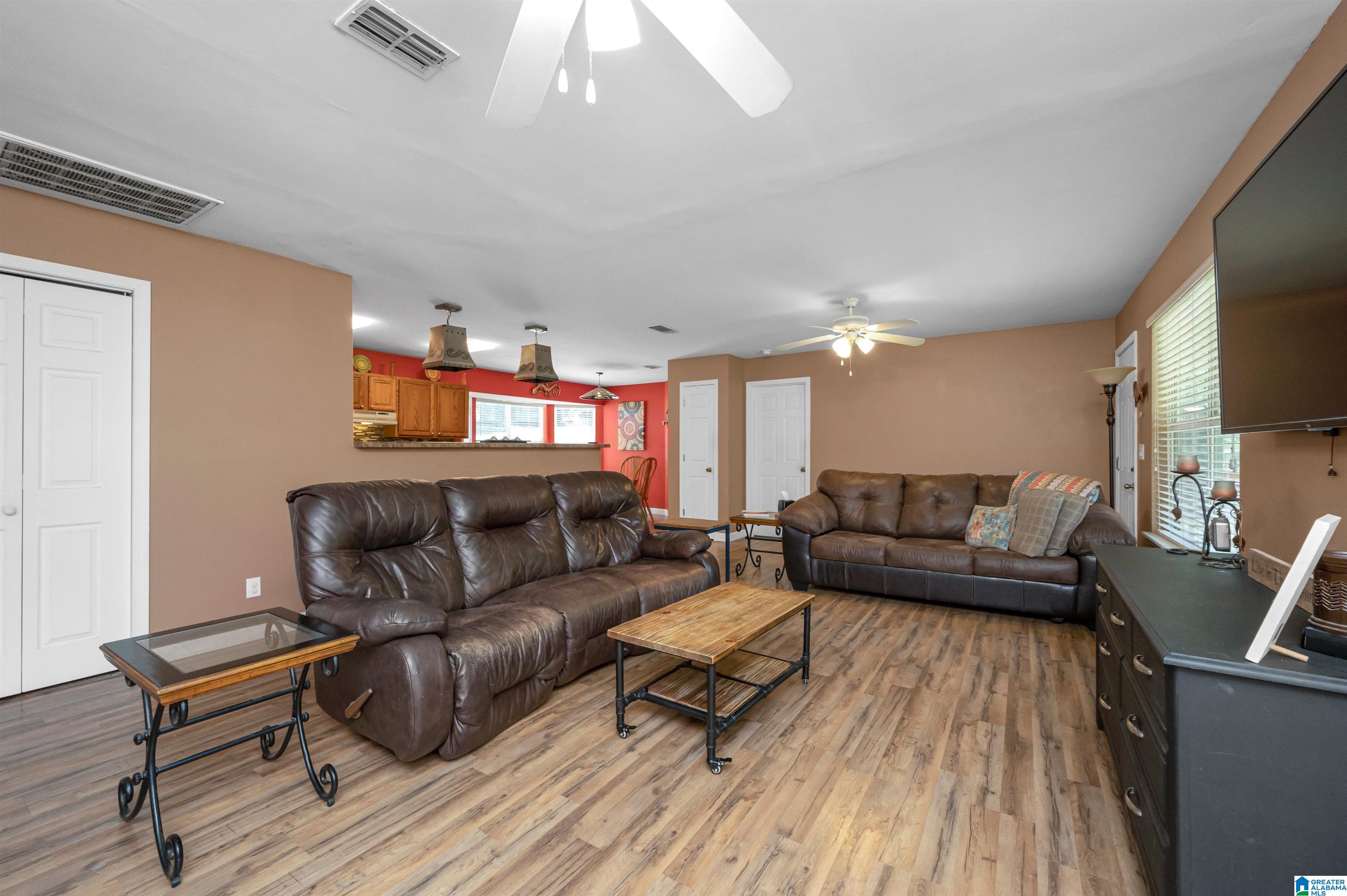 5976 Averhart Road Mount Olive, AL 35117 - Photo 7 of 38