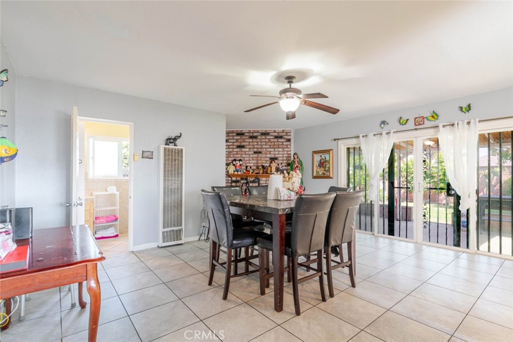 969 West Laurel Street Compton, CA 90220 - Photo 11 of 31