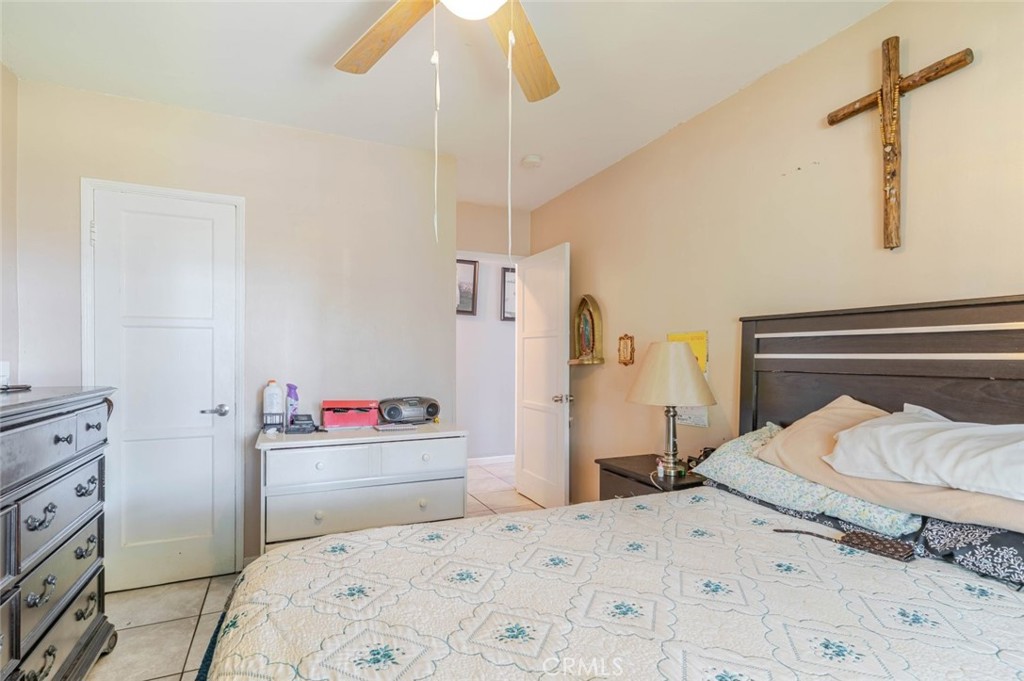 969 West Laurel Street Compton, CA 90220 - Photo 17 of 31
