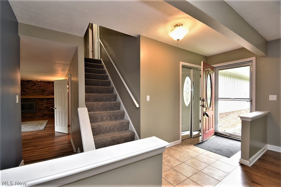 1765 Oakes Road Broadview Heights, OH 44147 - Photo 2 of 28 Foyer