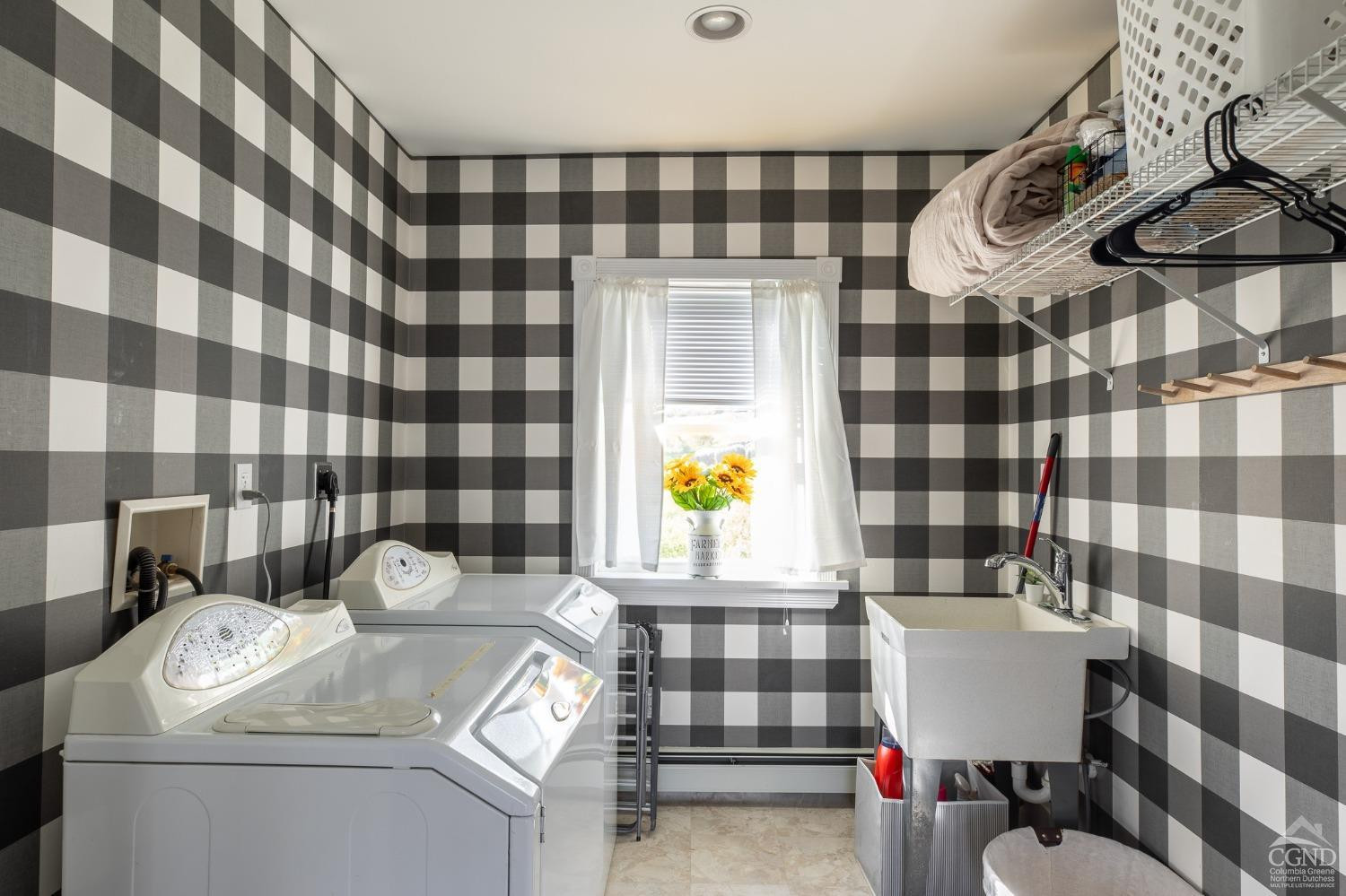5289 Co Rte 20 Durham, NY 12422 - Photo 33 of 59 a bathroom with a sink toilet and shower