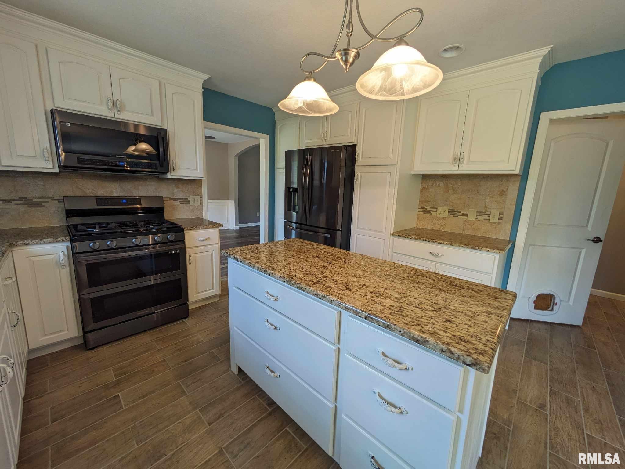 22 Holborn Court Washington, IL 61571 - Photo 16 of 61