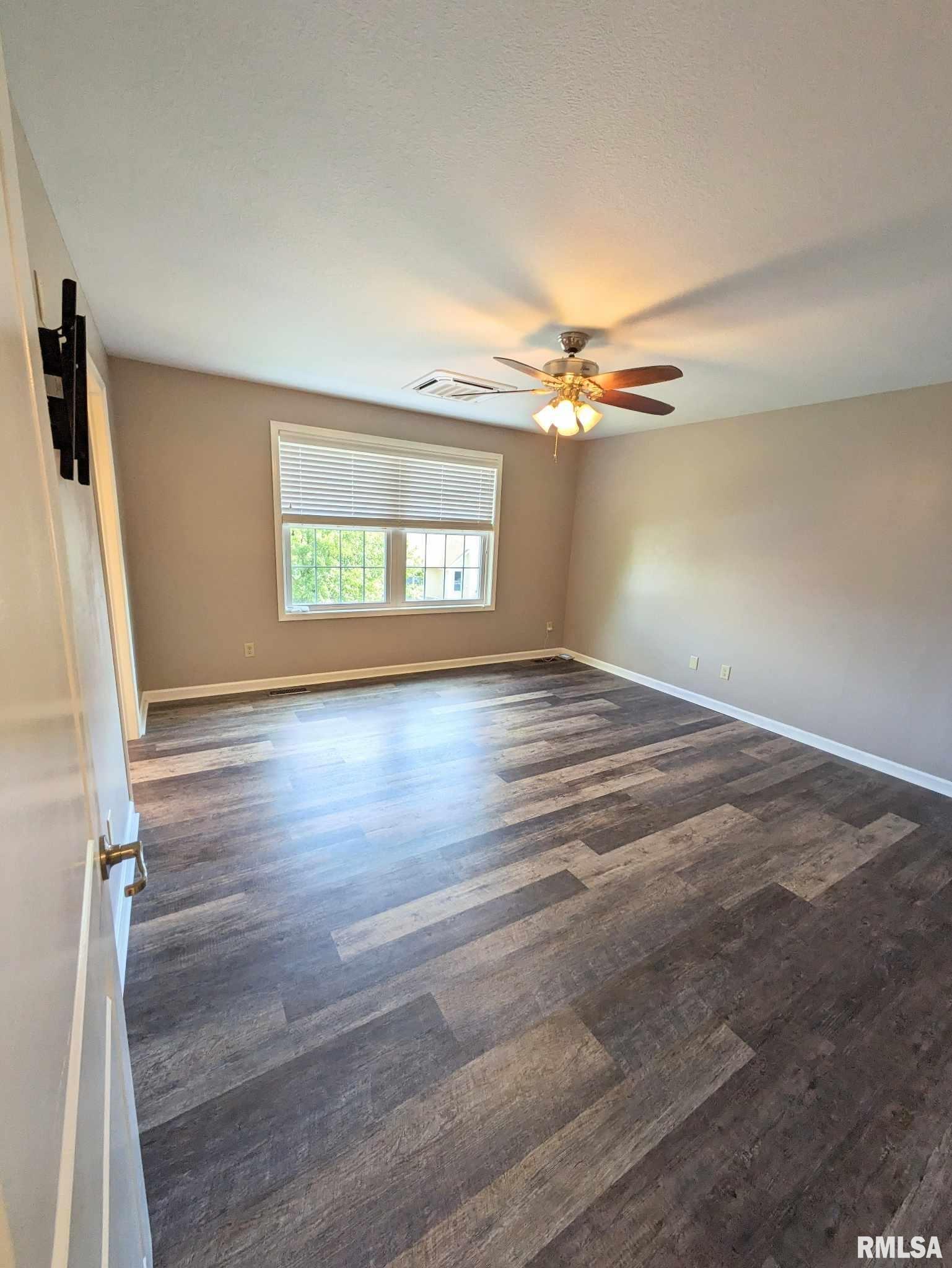 22 Holborn Court Washington, IL 61571 - Photo 41 of 61