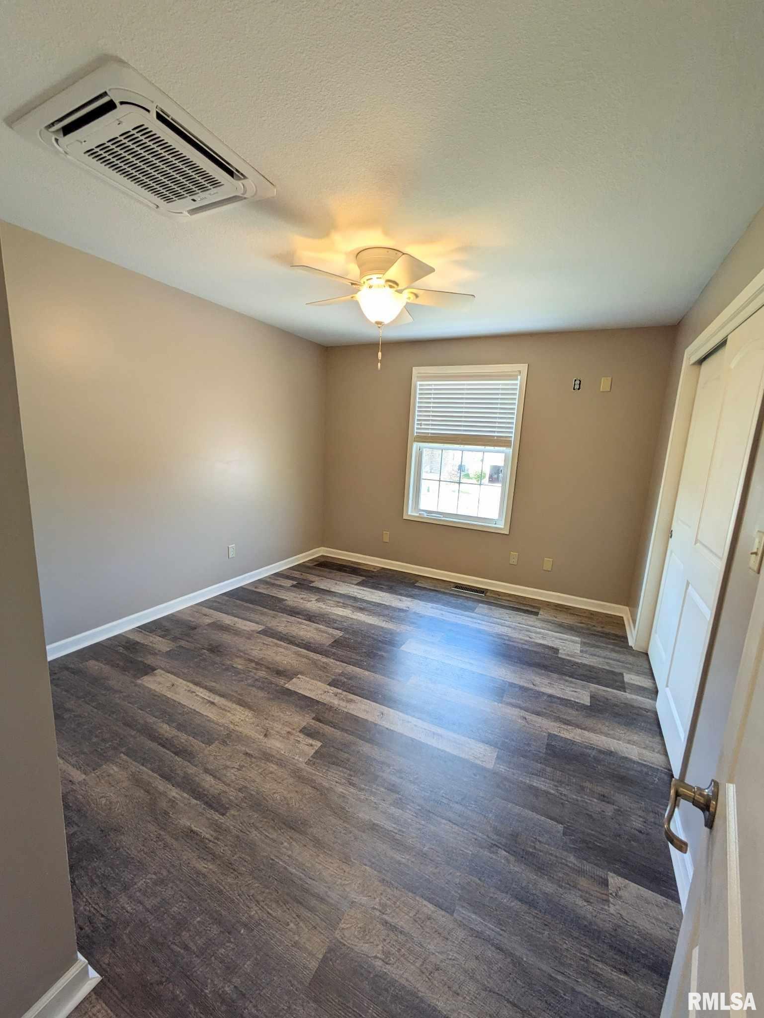 22 Holborn Court Washington, IL 61571 - Photo 47 of 61