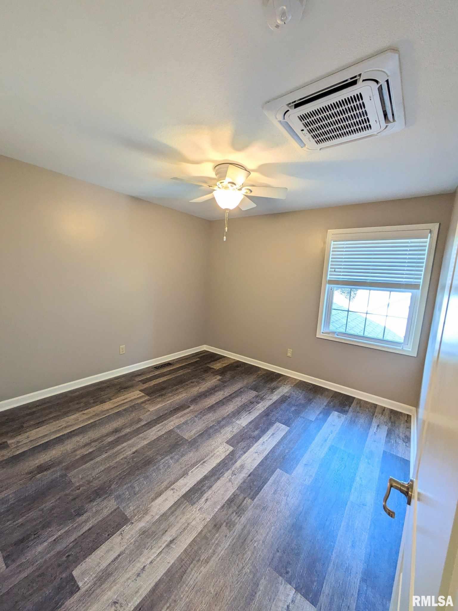 22 Holborn Court Washington, IL 61571 - Photo 48 of 61