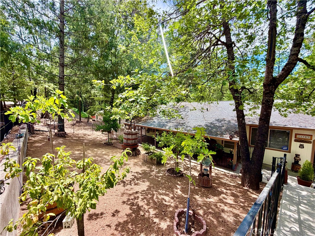 11783 Western Pine Road Middletown, CA 95461 - Photo 5 of 44 Gallery Image 5