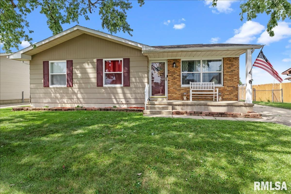 3025 Somerton Road Springfield, IL 62702 - Photo 2 of 24