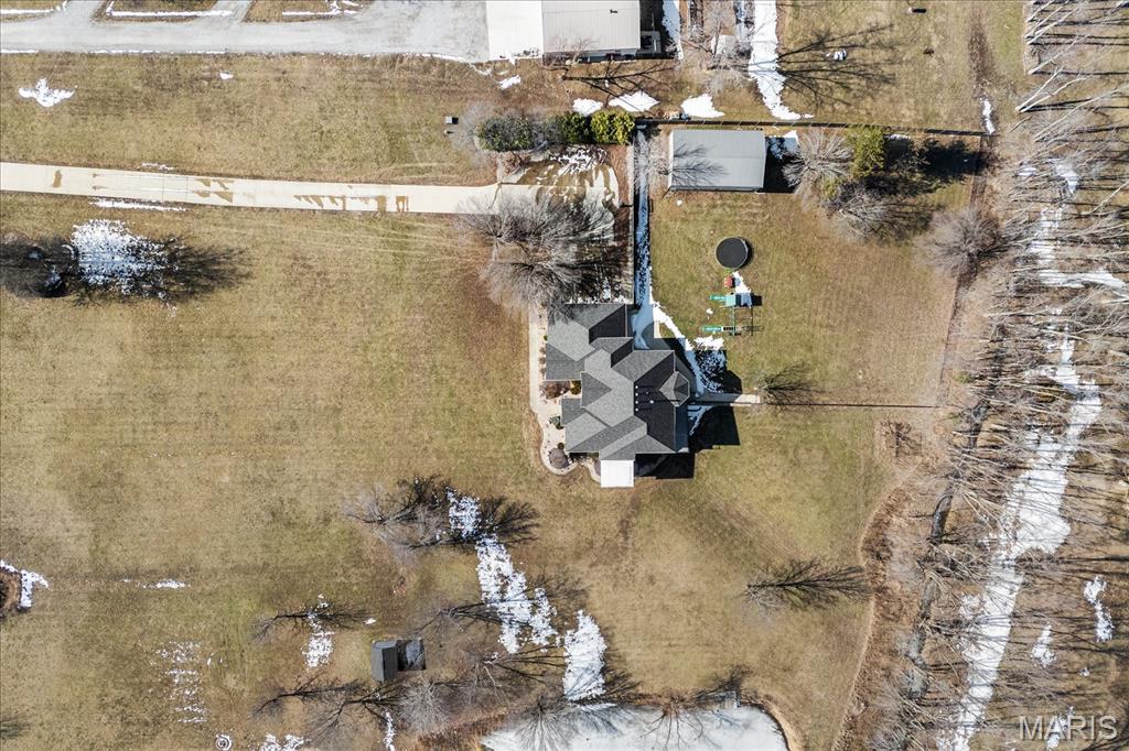 8225 Peabody Road Freeburg, IL 62243 - Photo 13 of 83 Gallery Image 13
