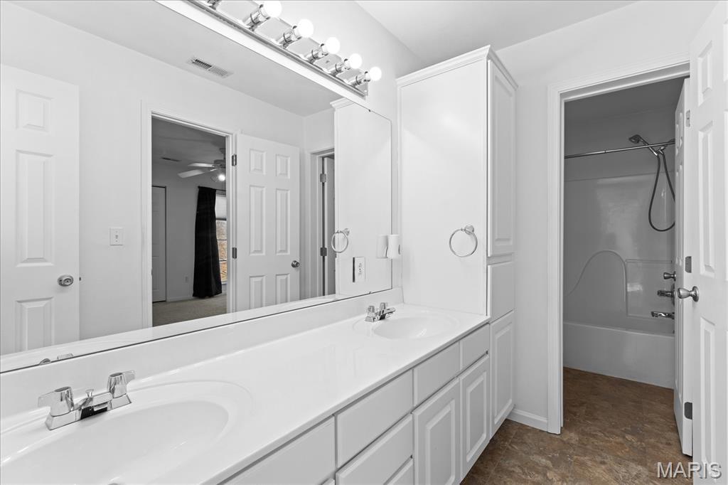 8225 Peabody Road Freeburg, IL 62243 - Photo 53 of 83 Gallery Image 53